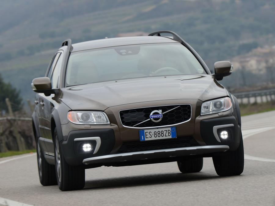  Volvo XC70 D4 Polar 2014 года  (фото 15 из 18)